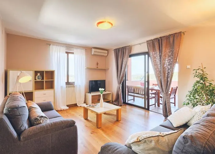 Apartment Dea Vista Pula